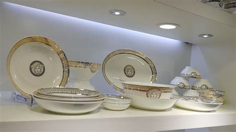 versace crockery set